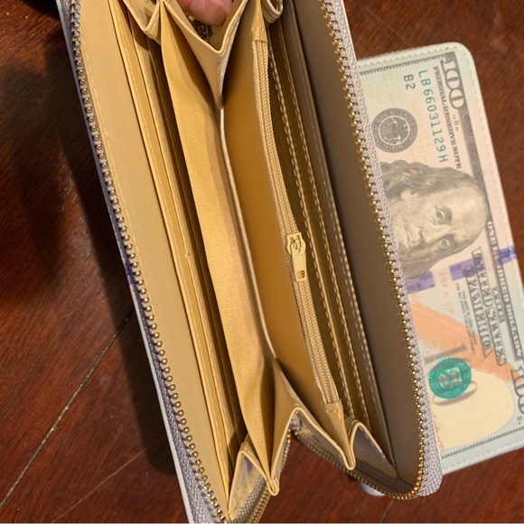 wallet hundred dollar bill ben Franklin - Picture 8 of 8